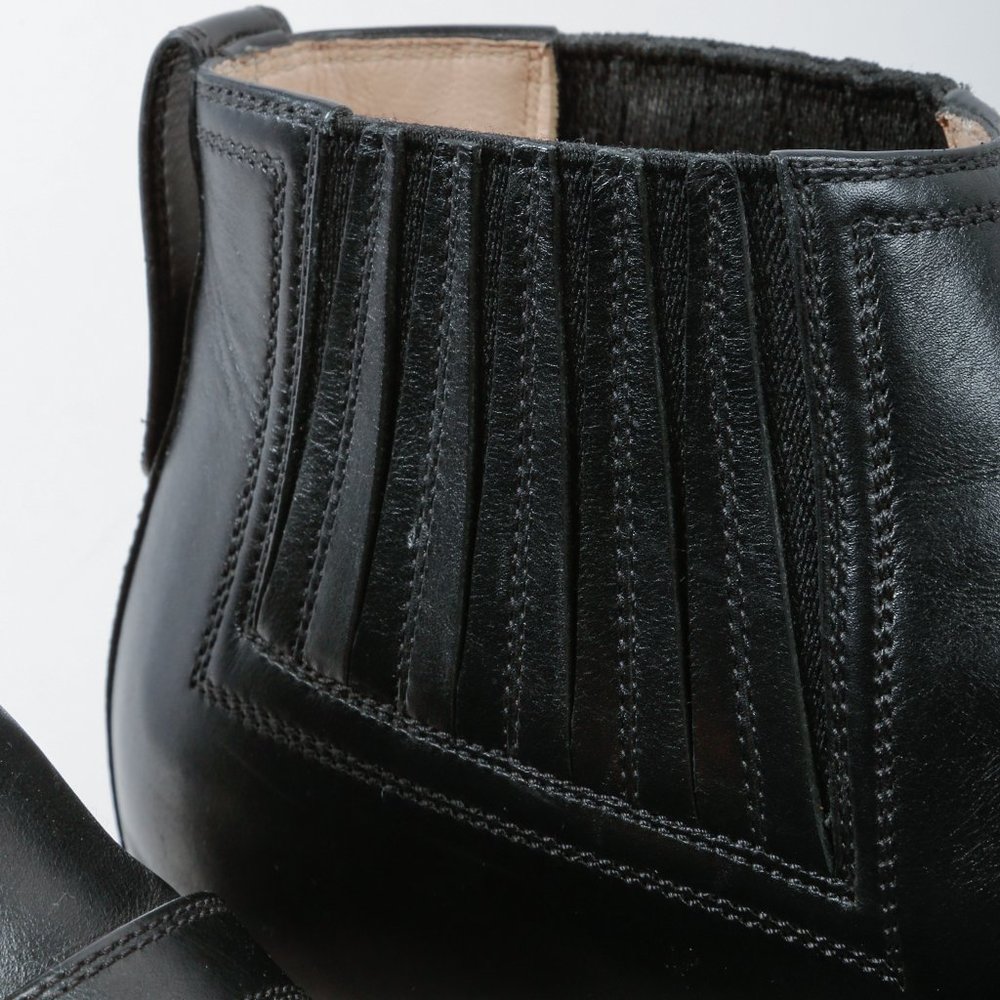 SOLD Gucci G Brogue Leather Ankle Boots - Picture 8 of 12